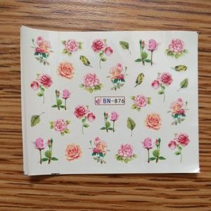 BUNDLE FOR $2āØš
Rose WaterSlide Nail Decals